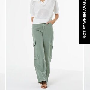 Young Fabulous & Broke Cream Tan Cargo Straight Leg Pants Medium
